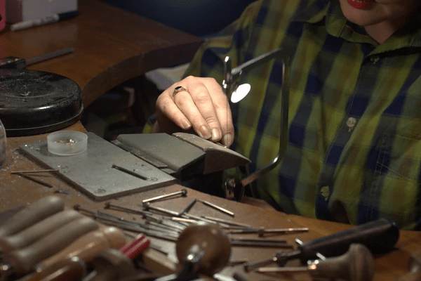 Why Recycled Metals Matter in Modern Jewelry Design - Serene Western