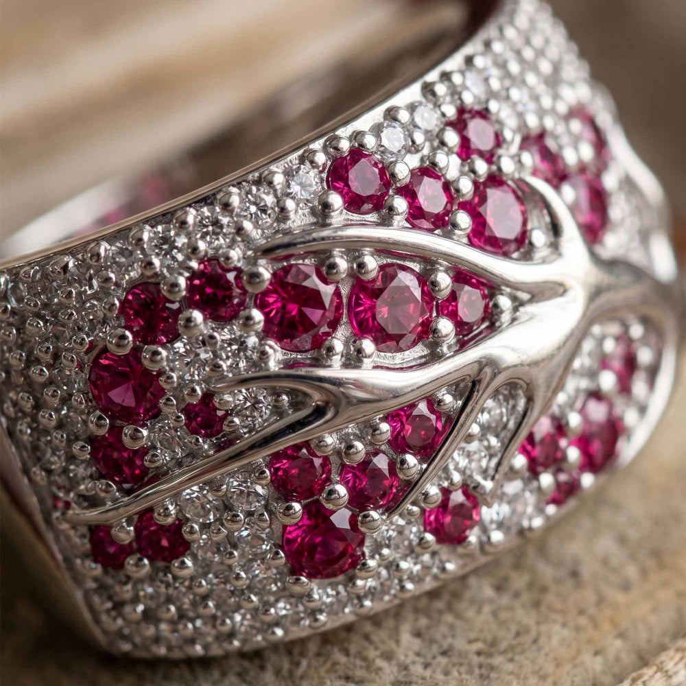 Geknoteter Power-Ring