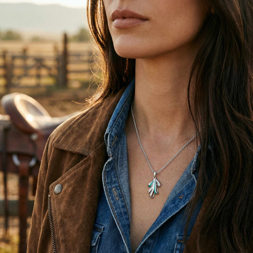 Annie's Ribbon Necklace - Serene Western