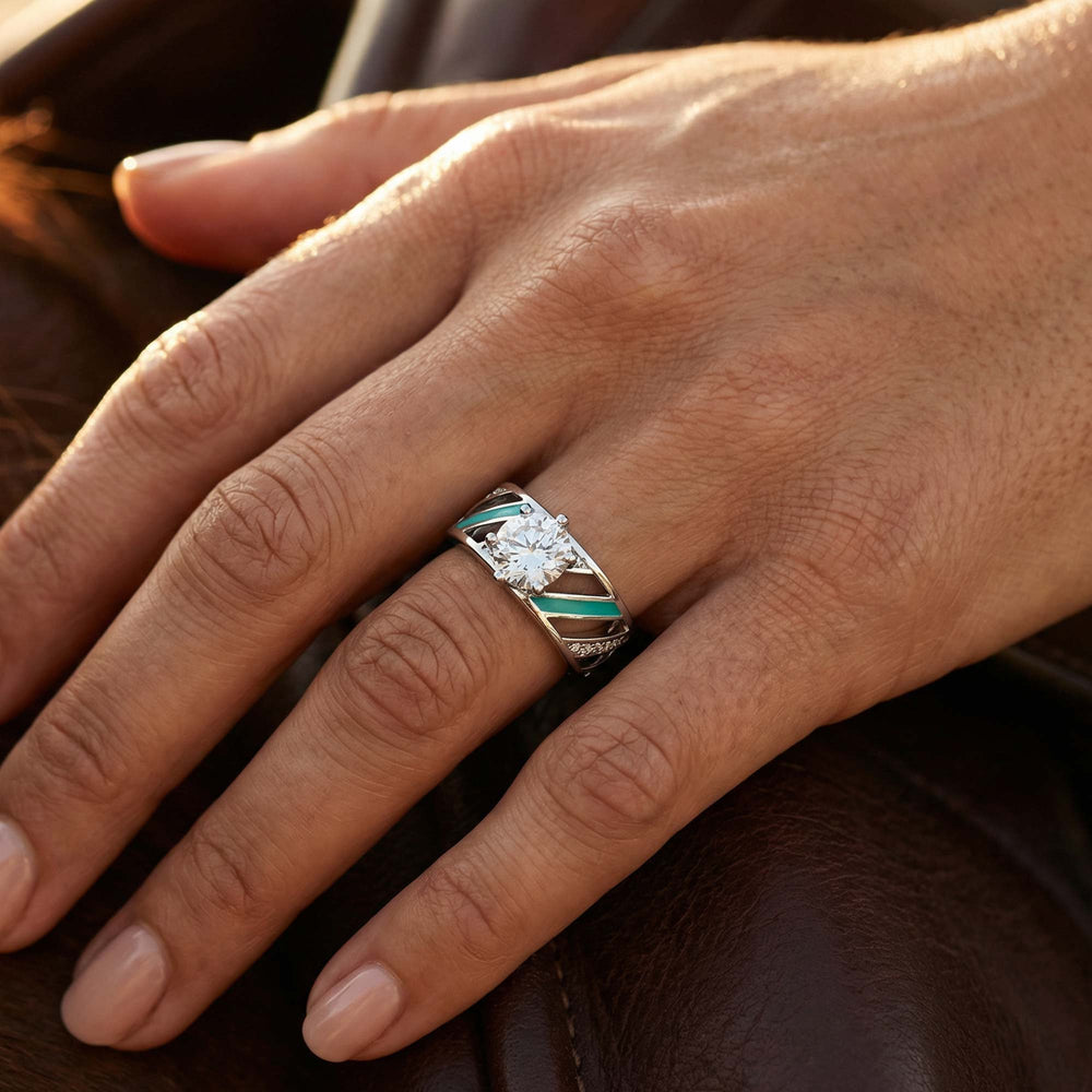 Aurora Veil Ring - Moissanite - Serene Western