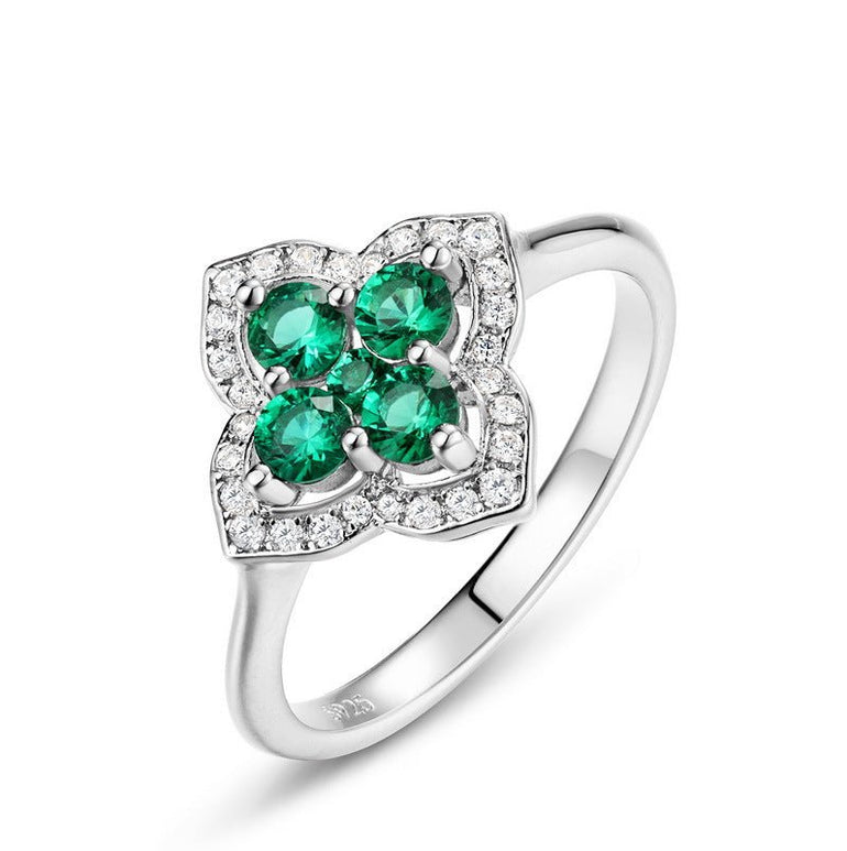Clover Gleam Ring - Serene Western