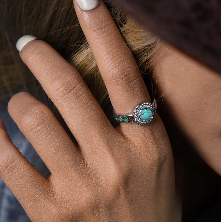 Competitive Spirit Ring - Silver - Serene Western