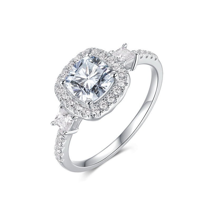 Courtly Brilliance Ring - Moissanite - Serene Western