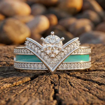 Crowned Noble Ring - Moissanite