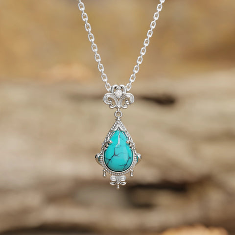 Collier en bois de cerf sacré