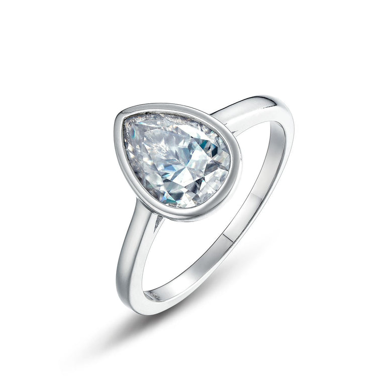 Dewdrop Bezel Ring - Moissanite - Serene Western
