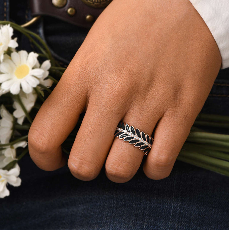 Eternal Spring Ring - Black - Serene Western