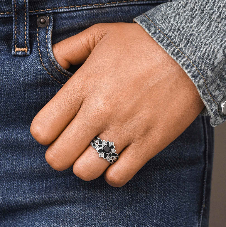 Garden Orchestra Ring - Blackonyx & Black - Serene Western