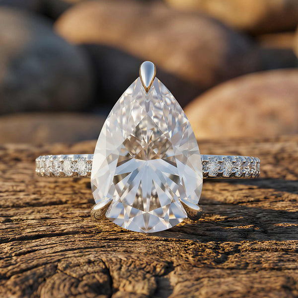 Ivory Serenity Ring - Moissanite
