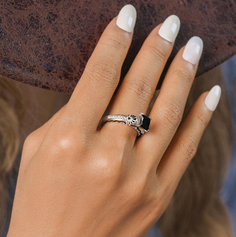 Lumen Crest Ring - Black Onyx - Serene Western