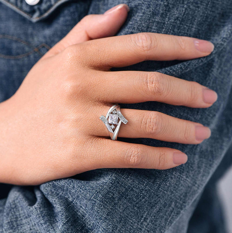 Milky Way Kiss Ring - Moissanite & White - Serene Western