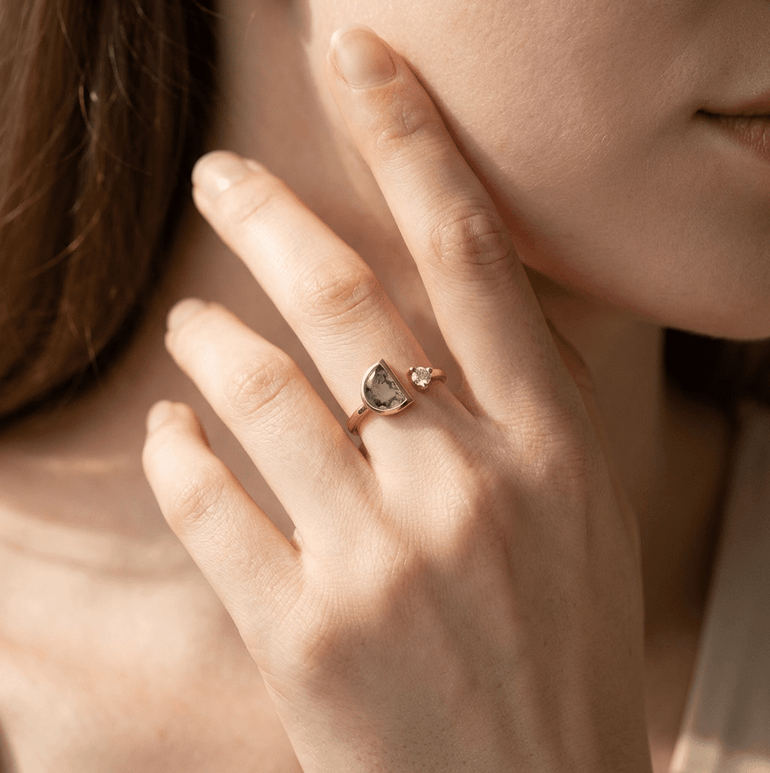 Moon Meets Star Ring - Serene Western