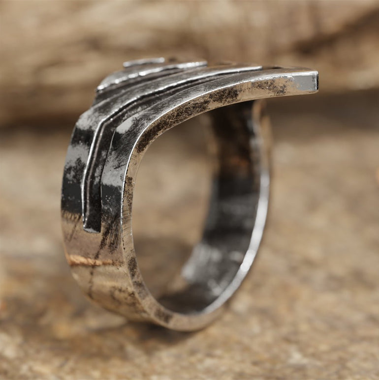 Prospector's Promise Ring - Serene Western