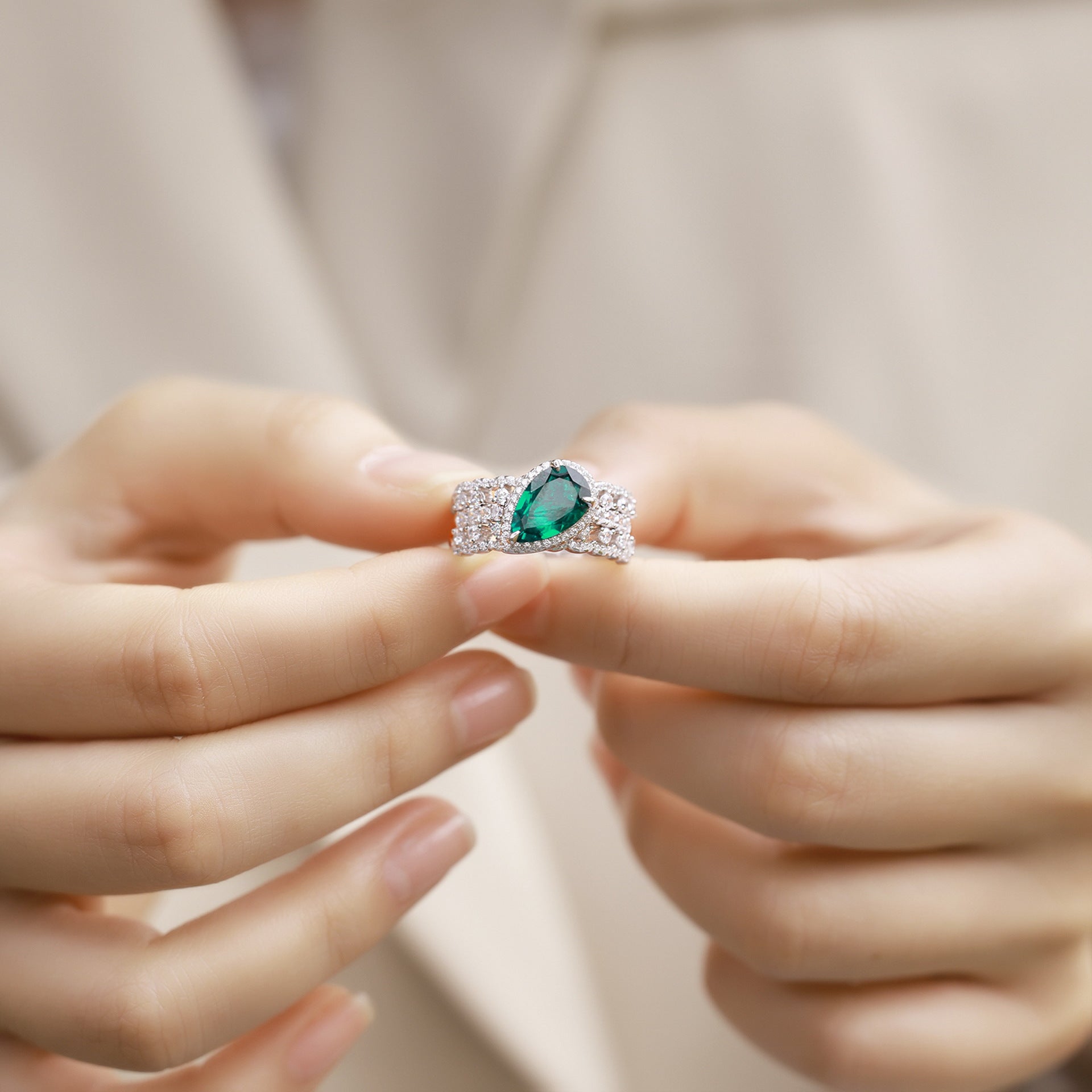 Queen’s Teardrop Ring - Serene Western