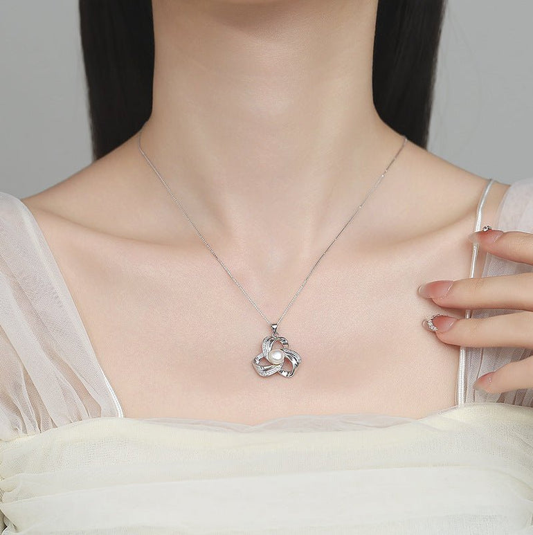 Ribbon Sonata Necklace - Serene Western