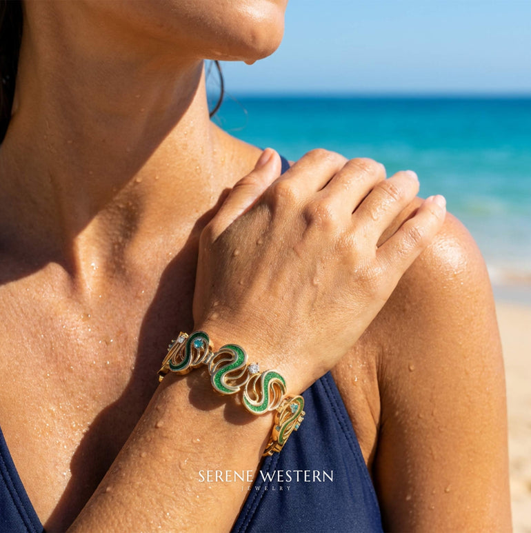 River Muse Bracelet - Green - Serene Western