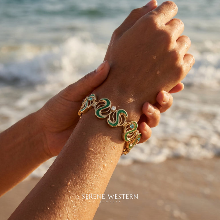 River Muse Bracelet - Green - Serene Western