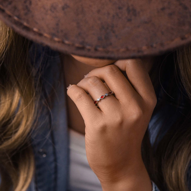 Silent Geometry Ring - Red - Serene Western