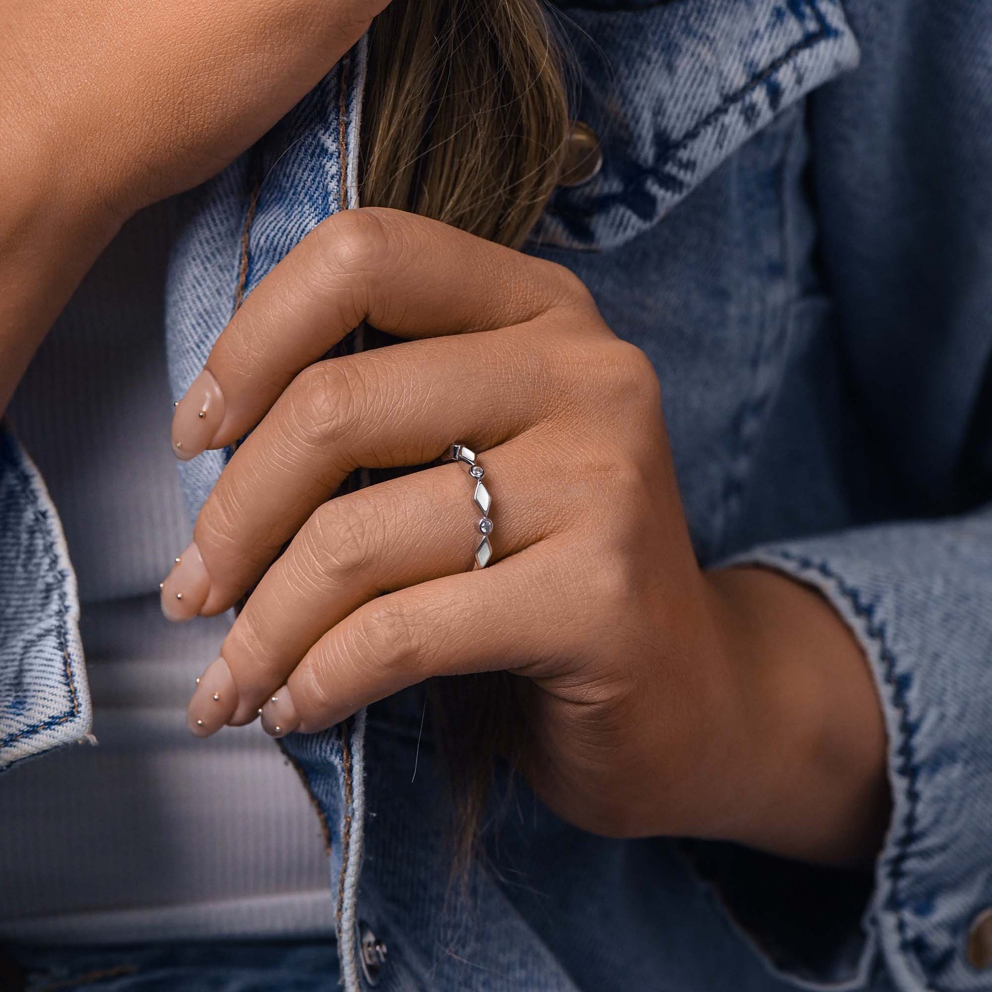 Silent Geometry Ring - White - Serene Western