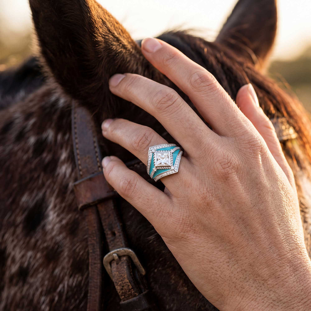 Wild Heart Ring - Moissanite - Serene Western