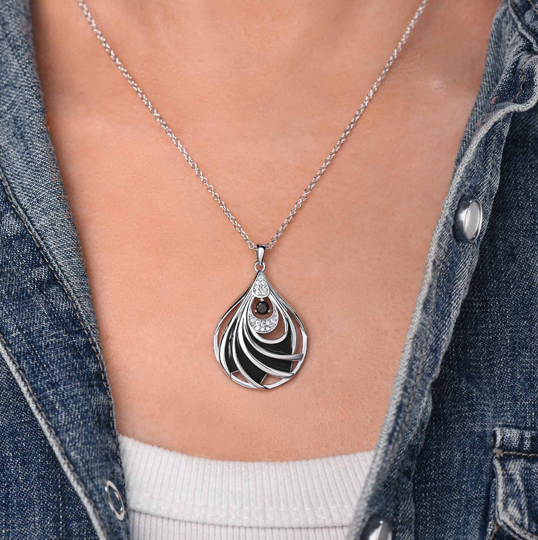 Zephyr Teardrop Necklace - Black Onyx ＆ Black - Serene Western
